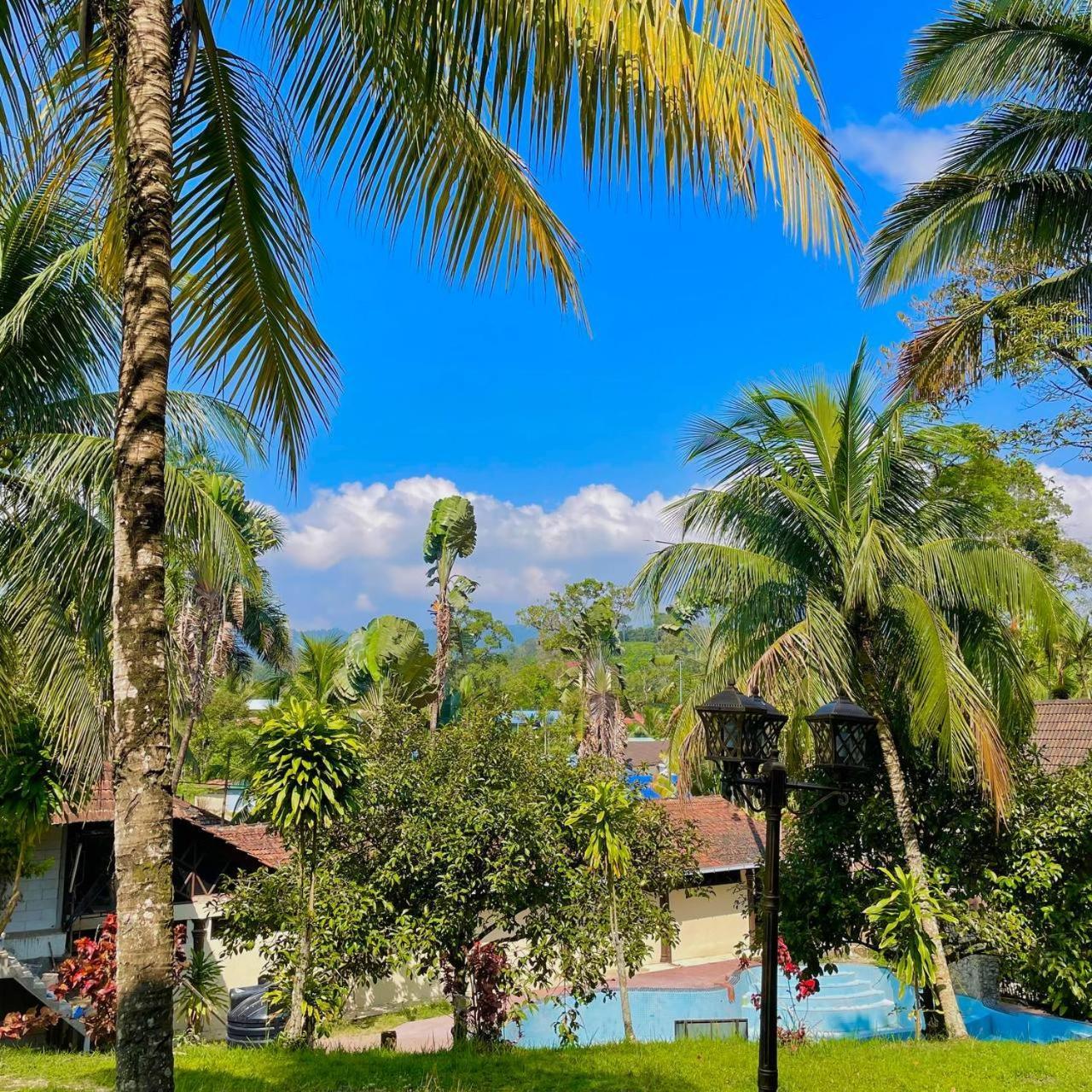 101 Resort & Spa, Janda Baik Kampong Sum Sum Exterior foto